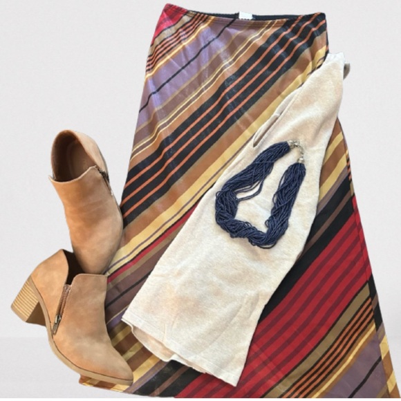 100% polyester, multicolor striped skirt, good condition, SOPRANO size S - Picture 2 of 3